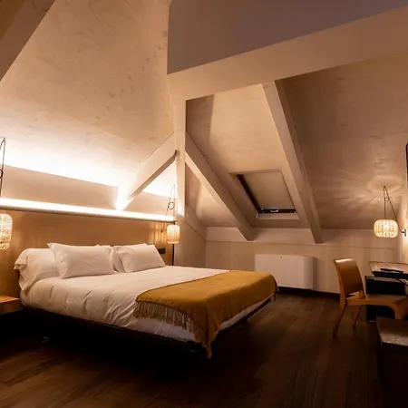 No-mad Hotel *